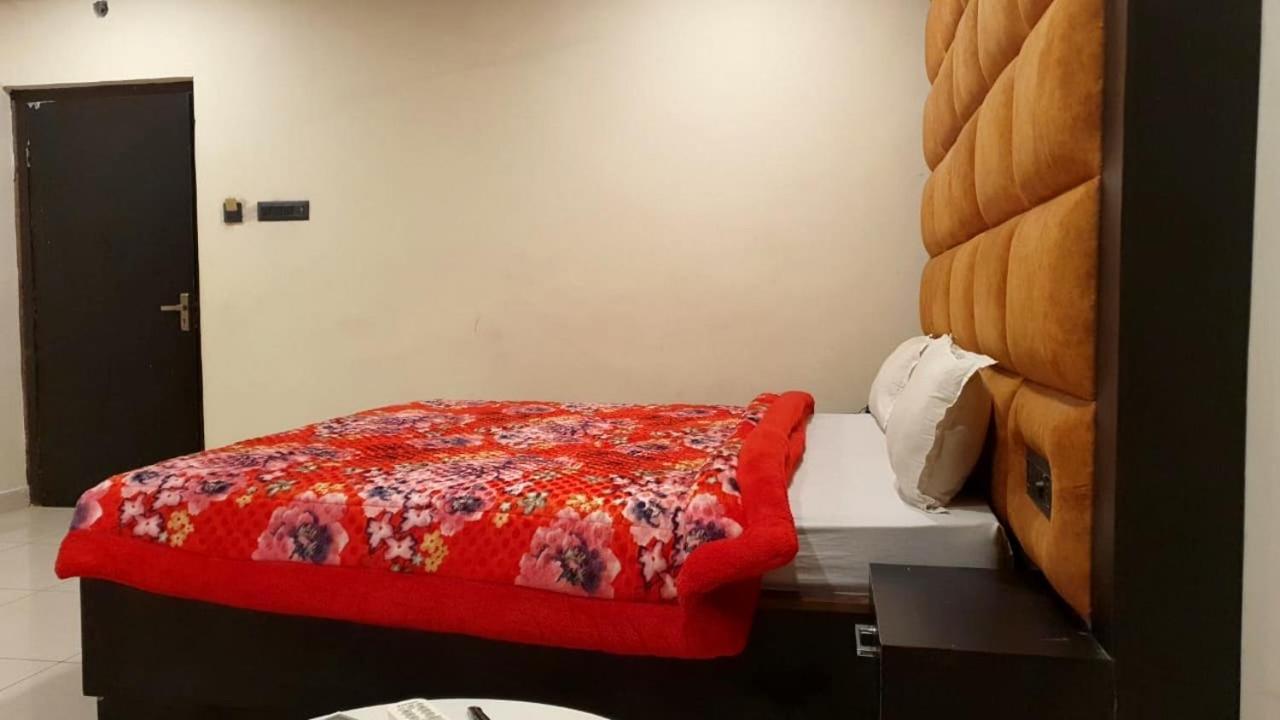 Hotel Siddharth In Bettiah Bihar Luxuy Hotel In Affordable Price Exterior photo