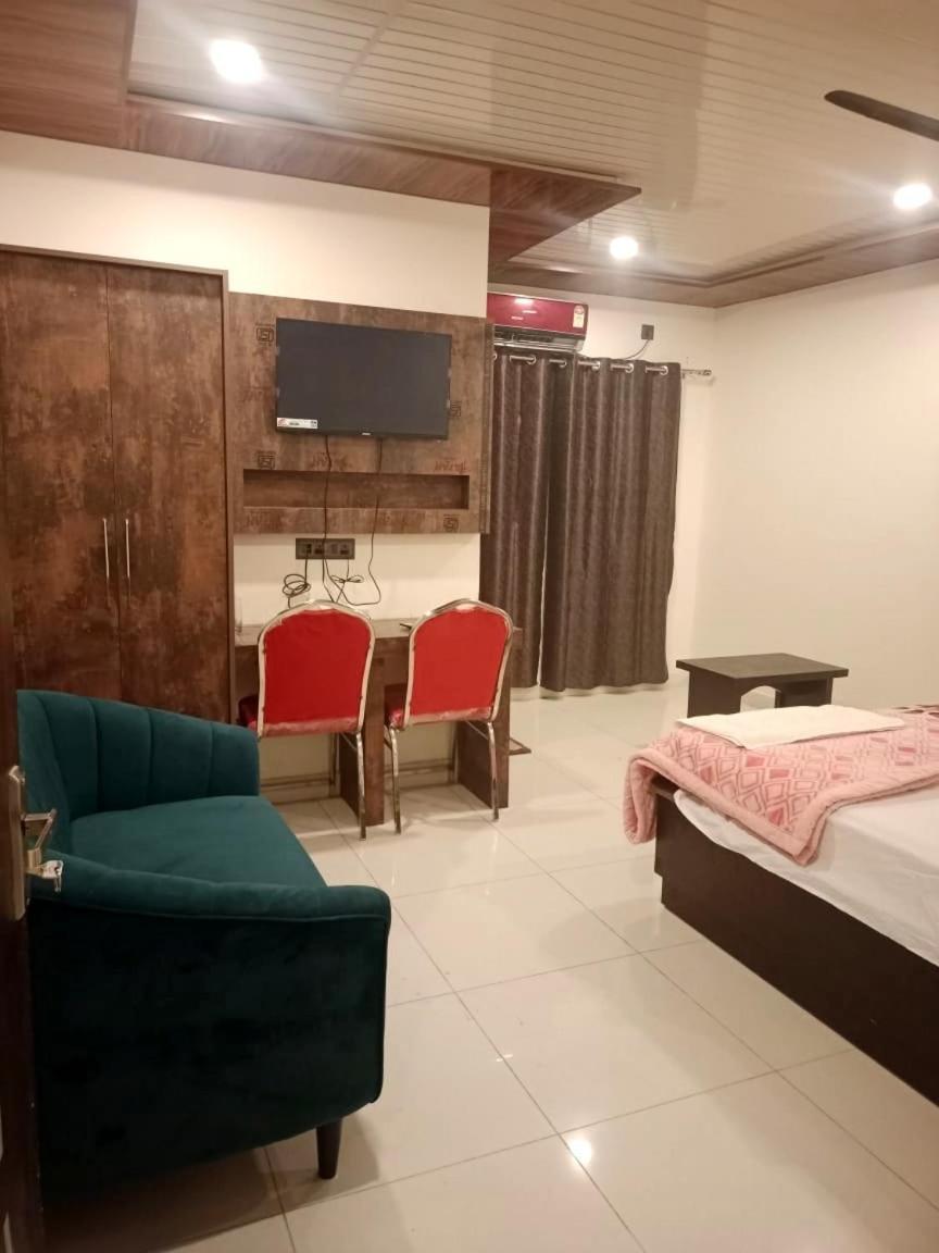 Hotel Siddharth In Bettiah Bihar Luxuy Hotel In Affordable Price Exterior photo